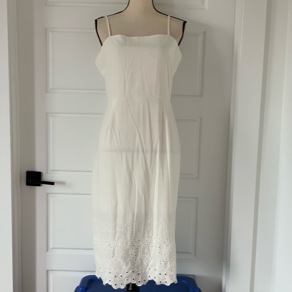 RALWD Rowe ❤️ A Linen White Dress